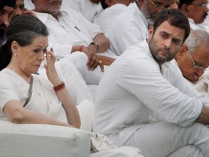 rahul-sonia_PTI