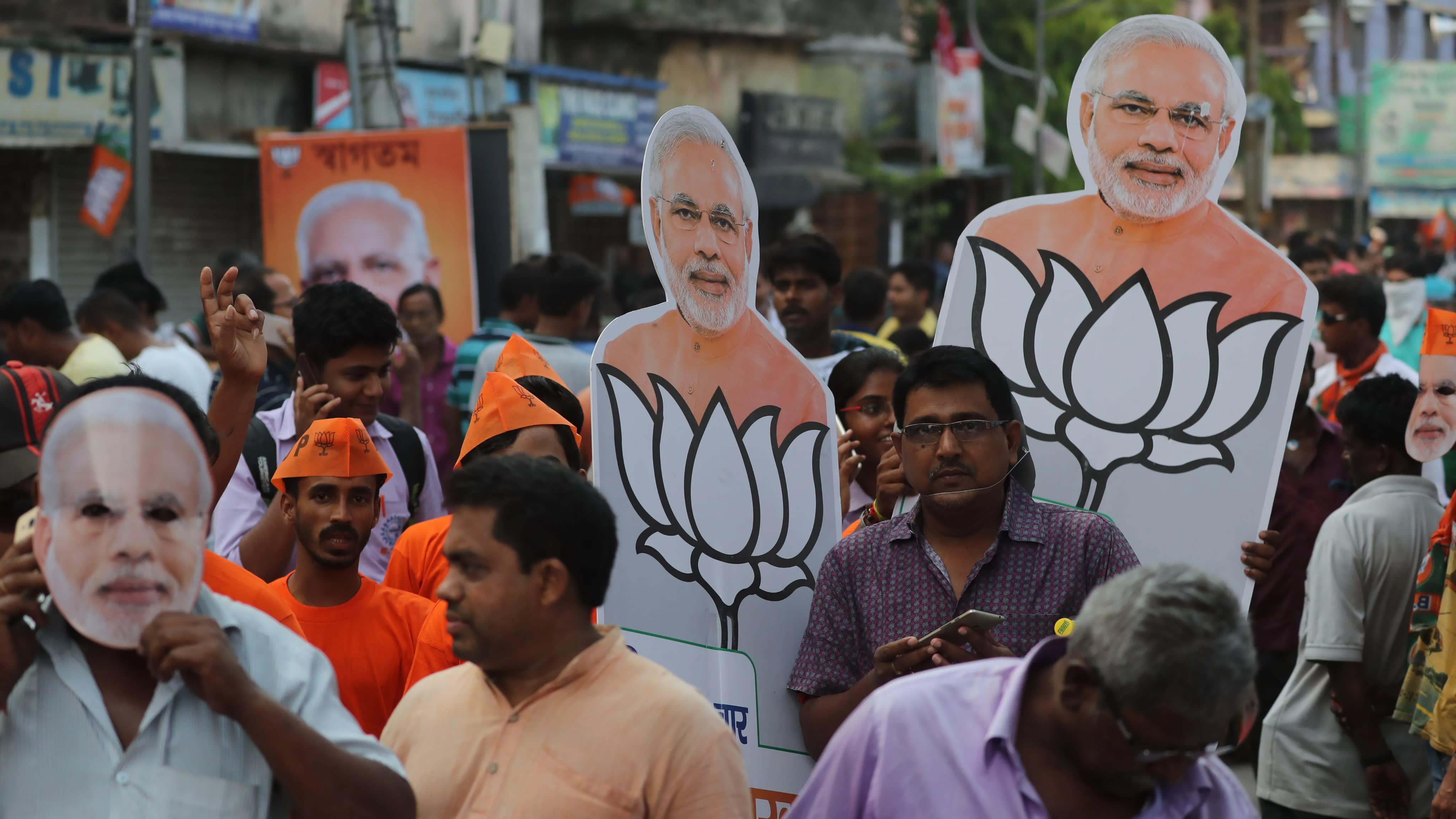 बीजेपी ने लहराया परचम, फिर एक बार मोदी सरकार