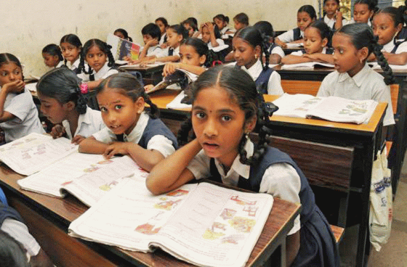 आदिवासी अंचल में शिक्षा की स्थिति बद से बदतर-वनग्रामों की कई स्कूलों में तो शिक्षक ही नहीं, कैसे आएगा अच्छा परिणाम