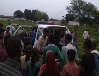 खाना बनाते समय महिला जली
