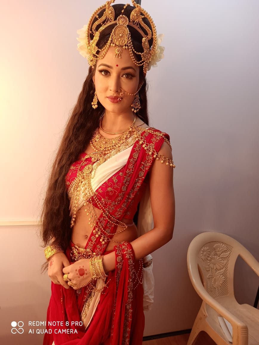माइथोलाॅजी जोनर ने मुझे हमेशा उत्साहित किया है, और मुझे खुशी है कि मेरे कॅरियर के शुरूआती दौर में ही मुझे देवी पार्वती का किरदार निभाने का मौका मिला‘‘ यह कहना है विदिशा श्रीवास्तव का