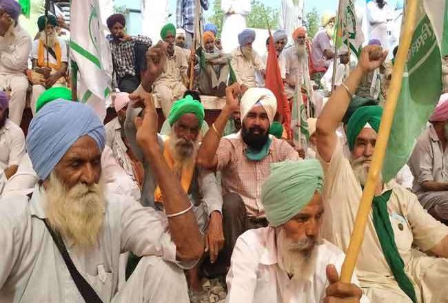 जिद्द का किसान आंदोलन ।