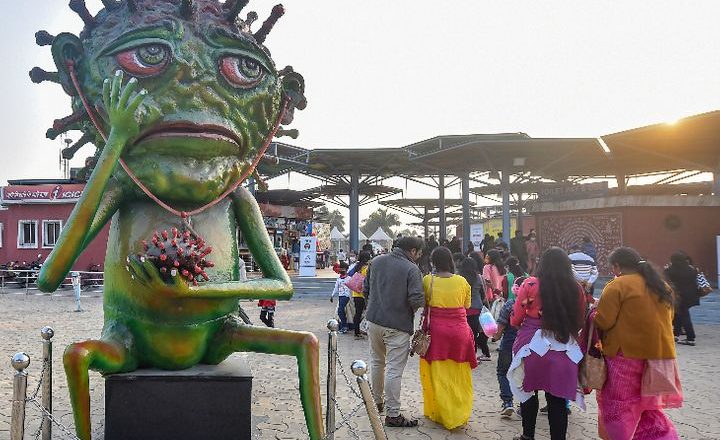 कोरोना देश में:नवंबर के मुकाबले दिसंबर में करीब 4 लाख केस कम मिले, 5 हजार मौतें भी कम हुईं; रिकवरी रेट अब 96.1%