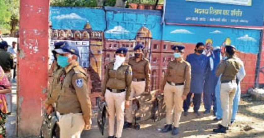 हाथरस जैसी अमानवीयता:मां घर पर बेटी का इंतजार करती रही, पुलिस शव सीधे श्मशान ले गई, बाद में परिवार वालों को ले जाकर अंतिम संस्कार करवा दिया