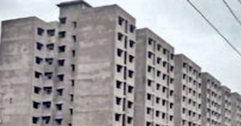 मप्र में बिल्डर्स के 3000 करोड़ दांव पर:सरकार ने 4 महीने में रेरा के सभी बड़े अफसर हटाए, 300 परियोजनाएं अटकीं
