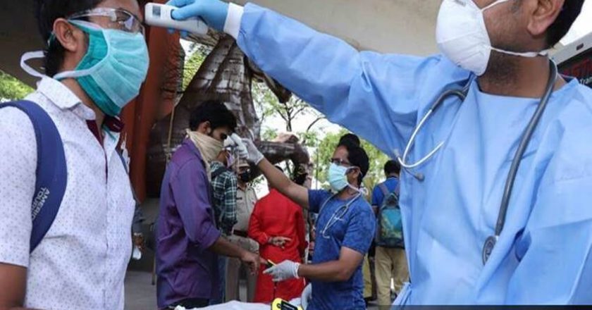 कोरोना देश में:मरीजों की संख्या में फिर होने लगी बढ़ोतरी, लगातार तीसरे दिन ठीक होने वालों से संक्रमितों का आंकड़ा ज्यादा