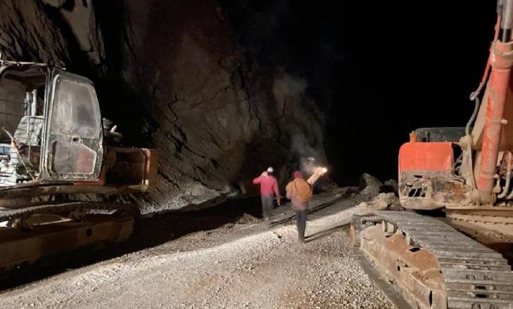 उत्तराखंड से ग्राउंड रिपोर्ट:चारधाम प्रोजेक्ट के लिए 56 हजार पेड़ काटे; 36 हजार और कटने हैं, चौड़ीकरण में नियम आड़े आए तो प्रोजेक्ट 53 टुकड़ों में बांटा