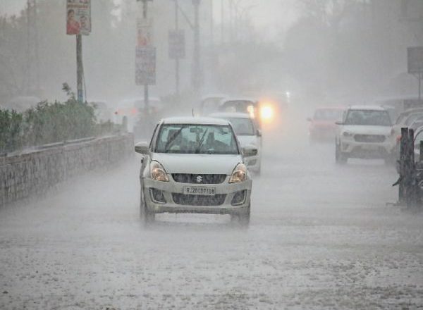 मौसम बदला, तापमान गिरने के आसार:MP और राजस्थान समेत 7 राज्यों में कल बारिश के साथ ओले गिरने का अनुमान, पहाड़ों पर बर्फबारी होगी
