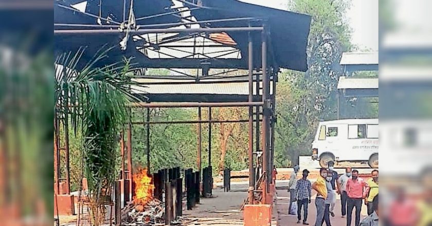 पहली बार मिले 72 पॉजिटिव:एक ही दिन में 3 कोरोना मरीजों का अंतिम संस्कार, प्रशासन बता रहा 2, वो भी पुराने