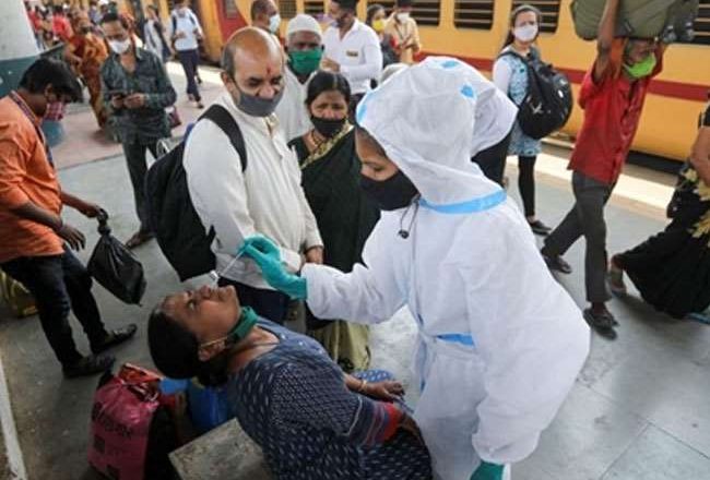 MP में कोरोना LIVE:जबलपुर में 4 घंटे कोरोना मरीज को नहीं किया भर्ती, एंबुलेंस में मौत; 24 घंटे में सबसे ज्यादा भोपाल में आए संक्रमित
