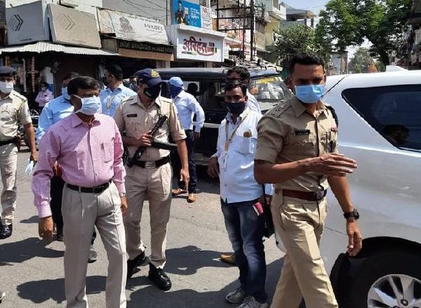 MP में कोरोना LIVE:इंदौर में 77.3% बेड भरे, भोपाल-ग्वालियर-जबलपुर में भी हालात बिगड़े; अब लोगों से अपील करने के लिए खुली जीप में निकलेंगे CM शिवराज