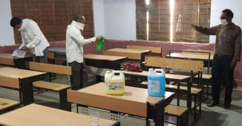 MP बोर्ड परीक्षाओं पर फैसला आज:12वीं की परीक्षाएं जून में ऑफलाइन कराने के संकेत, 10वीं का रिजल्ट CBSE की तर्ज पर आंतरिक मूल्यांकन के आधार पर बनाने की तैयारी