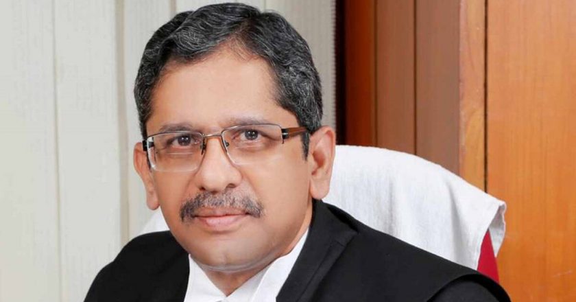 भारत को मिले 48वें CJI:जस्टिस एनवी रमना ने चीफ जस्टिस का पद संभाला, राष्ट्रपति रामनाथ कोविंद ने दिलाई शपथ
