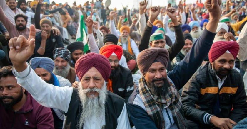 कोरोना के बीच किसान आंदोलन:अब वर्चुअल आंदोलन की तैयारी; कहीं, खुद पर सुपर स्प्रेडर के आरोप से डर तो नहीं गए किसान?