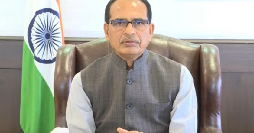 MP के बड़े शहरों में छूट की उम्मीद कम:5% संक्रमण दर वाले 10 छोटे जिलों में 17 मई के बाद मिल सकती है कर्फ्यू में ढील; CM शिवराज का जनता के नाम संदेश आज शाम 7 बजे
