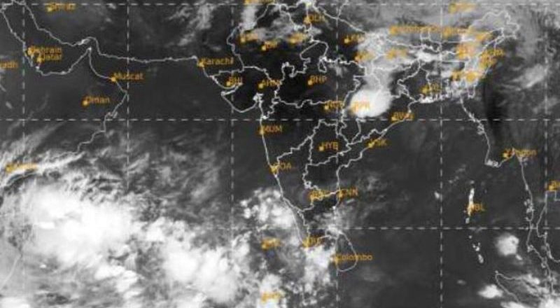 चक्रवाती तूफान का अलर्ट:16 मई को आ सकता 2021 का पहला चक्रवाती तूफान ‘तौकाते’, दक्षिण-पूर्व अरब सागर के ऊपर बन रहा कम दबाव का क्षेत्र