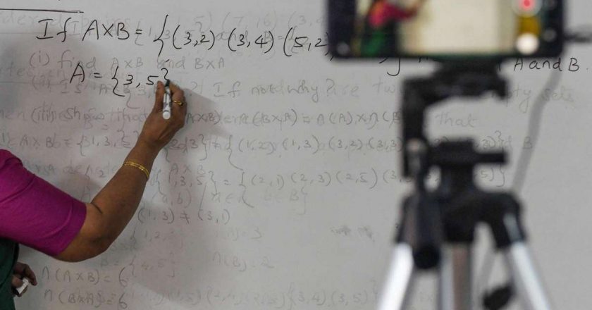 कोरोना में पैरेंट्स को राहत:सुप्रीम कोर्ट ने कहा- स्कूल चलाने का खर्च कम हुआ, इसलिए ऑनलाइन क्लासेस की फीस घटानी चाहिए