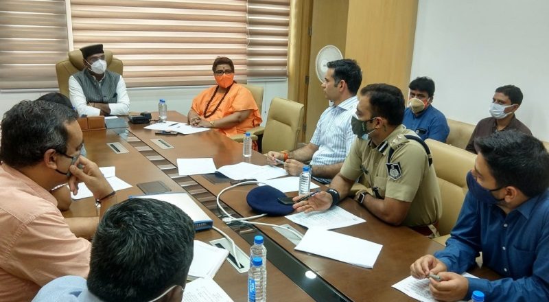 भोपाल अनलॉक की नई गाइडलाइन:सभी दुकानें सुबह 6 से रात 8 बजे तक खुलेंगी, सिंगल स्पोर्ट्स को मिली मंजूरी; बसों में भी यात्री एक सीट छोड़कर बैठेंगे