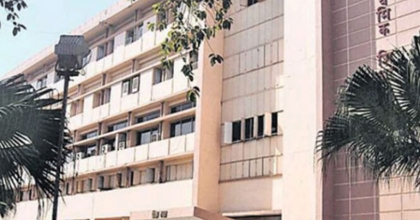 MP में 12वीं के रिजल्ट पर प्राइवेट स्कूलों का पेंच:कोर्ट के डर के कारण CBSE पैटर्न पर नहीं बनेगा; कक्षा 11वीं को भी शामिल नहीं किया जाएगा, 10वीं और 12वीं की परीक्षा आधार होगा