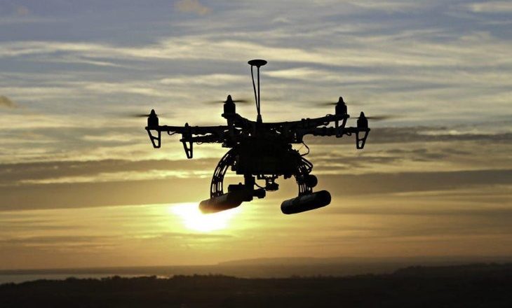 एक और ड्रोन हमले की कोशिश:जम्मू एयरफोर्स स्टेशन पर ड्रोन अटैक के एक दिन बाद कालूचक मिलिट्री बेस पर दिखे 2 ड्रोन; आर्मी की फायरिंग के बाद अंधेरे में गायब