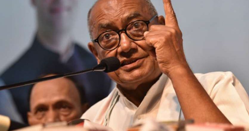 धारा 370 पर दिग्विजय सिंह का बड़ा बयान:पाकिस्तानी पत्रकार से बोले- जम्मू-कश्मीर में लोकतंत्रिक मूल्यों का पालन नहीं किया गया; अगर कांग्रेस सरकार आई, इस फैसले को पलट देंगे