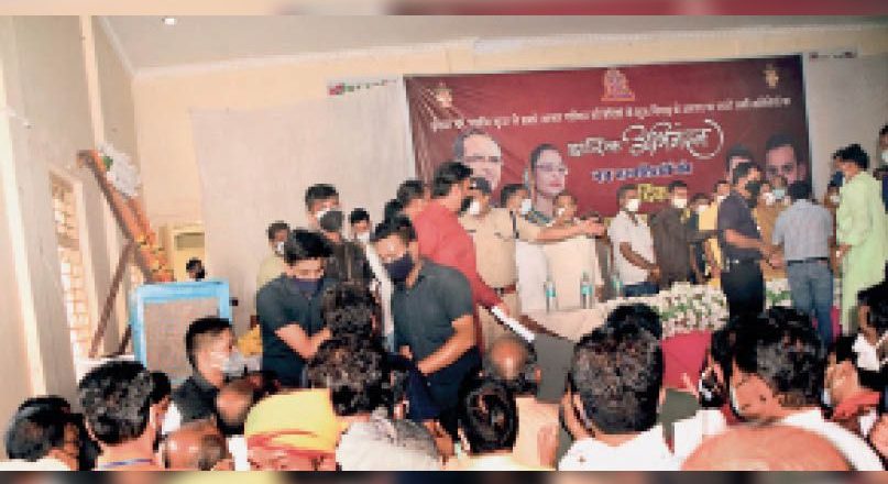 प्रदेश का खजाना अभी खाली:आर्थिक तंगी है, जैसे ही अच्छे दिन आएंगे, हम सबकी मांगें पूरी करेंगे: शिवराज