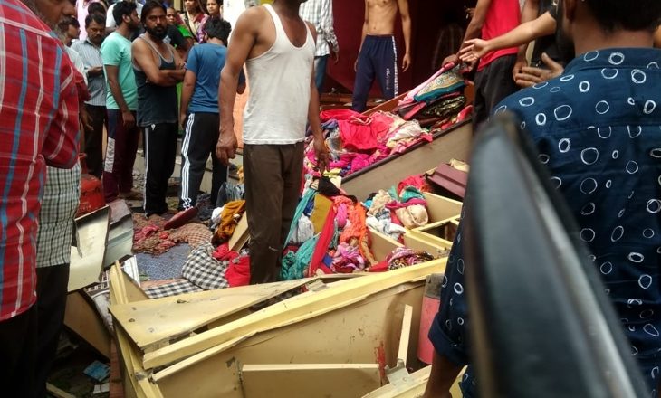 महू आर्मी एरिया से लगी मल्टी में ब्लास्ट, 4 घायल:2KM तक सुनाई दिया धमाका; फौज की इंटेलिजेंस भी सक्रिय, गैस सिलेंडर में धमाके की बात आई सामने