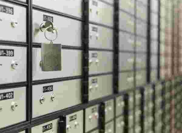 बैंक सेफ डिपॉजिट लॉकर पर बड़ी खबर:उसमें रखे सामान के लॉस पर मिलेगा रेंटल का 100 गुना तक मुआवजा, प्राकृतिक आपदा से नुकसान पर नहीं होगी बैंक की जिम्मेदारी