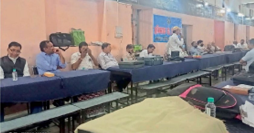 कार्यकारिणी भंग:अभिभाषक संघ की बैठक में निर्णय, अब 31 को होंगे चुनाव