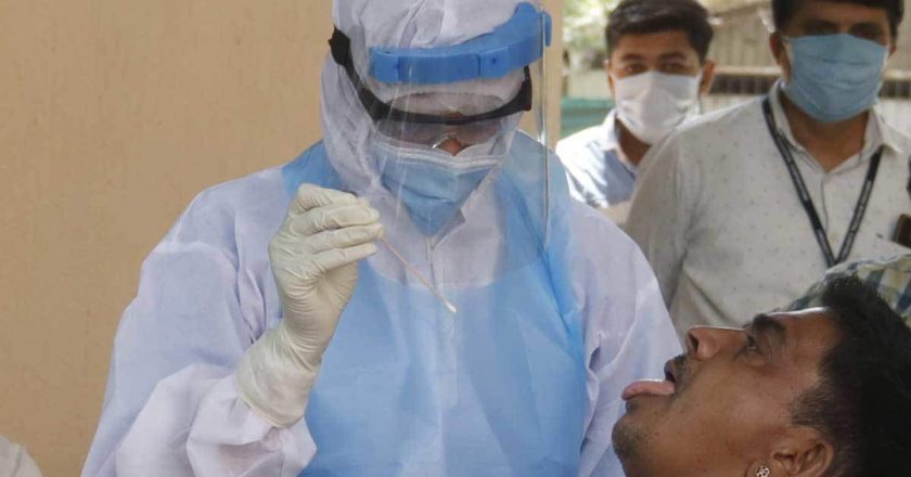 कोरोना देश में:बीते दिन 30029 नए मामले सामने आए, 39020 लोग ठीक हुए और 420 की मौत; 6 दिन बाद 40 हजार से कम केस