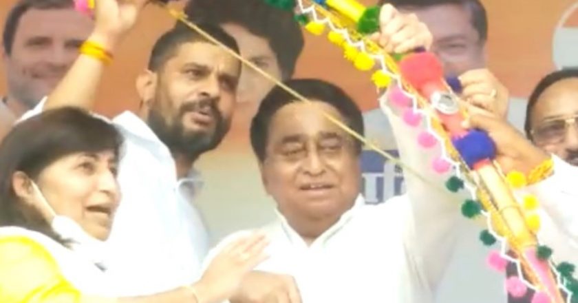 MP में ‘आदिवासी’ सियासत:कांग्रेस की अधिकार यात्रा के खिलाफ BJP ने चलाया ‘धोखा यात्रा’ कैंपेन; शिक्षा मंत्री ने पूछा- 70 साल में सिलेंडर क्यों नहीं दिया, PCC ने भी जारी किया वीडियो