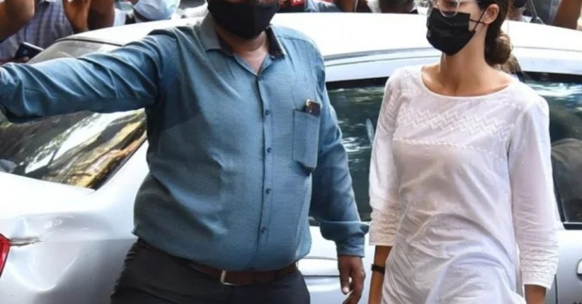 देर से पहुंचने पर अनन्या को फटकार:NCB के जोनल डायरेक्टर ने कहा- यह सेंट्रल एजेंसी का ऑफिस है, समय पर आया कीजिए