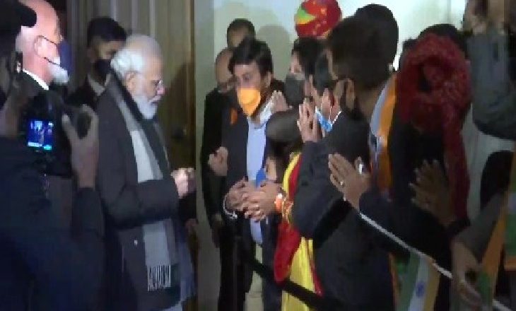 ब्रिटेन में पीएम मोदी का खास स्वागत:COP26 में शामिल होने ग्लास्गो पहुंचे प्रधानमंत्री, जलवायु परिवर्तन पर बात करेंगे दुनियाभर के नेता