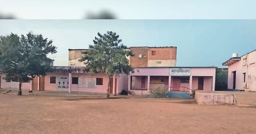 7 सीएम राइज स्कूल का प्लान सरकार को भेजा:दिल्ली की आर्किटेक्ट टीम 7 दिन में मुआयना करने के लिए आएगी; 200 स्कूलों का चयन, निजी जैसी मिलेंगी सुविधाएं, समय-सीमा 2 साल