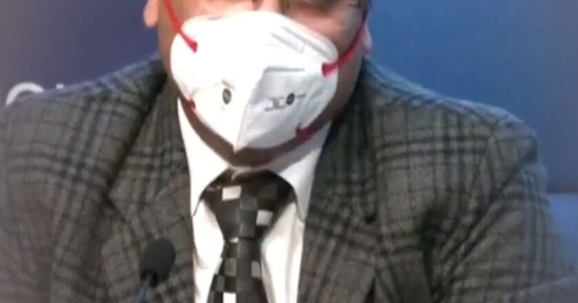 ओमिक्रॉन को लेकर सरकार की चेतावनी:ट्रैवलिंग और भीड़भाड़ से बचें, जिन जिलों में नए केस 5% से ज्यादा वे अपनी तैयारी शुरू कर दें