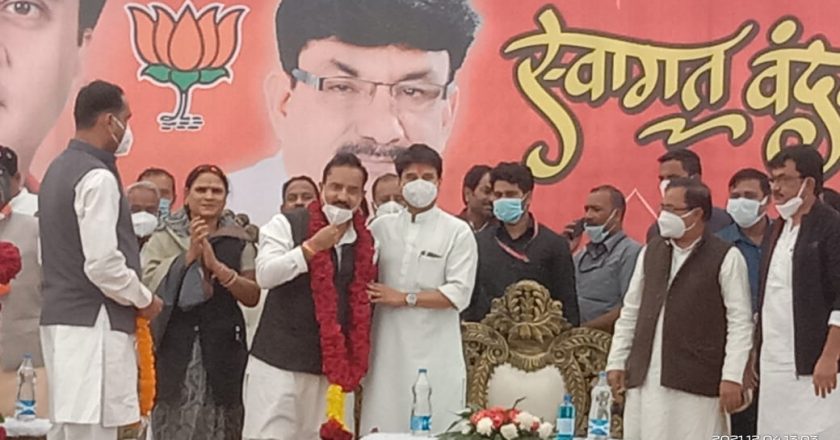 दिग्गी के गढ़ में सिंधिया:दिग्विजय सिंह और जयवर्धन का नाम लिए बिना निशाना साधा, बोले- कुछ लोगों का काम हर अवसर में चुनौती ढूंढना