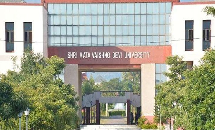 कोरोना देश में LIVE:तेलंगाना में सभाओं-रैलियों पर रोक, मास्क न पहनने पर 1000 रु. जुर्माना, वैष्णो देवी यूनिवर्सिटी में 13 छात्र संक्रमित