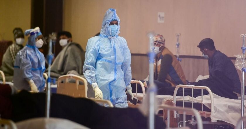 कोरोना देश में LIVE:24 घंटे में 3.06 लाख नए मामले; शरद पवार संक्रमित, रिकॉर्ड केस के बावजूद कर्नाटक ने वीकेंड कर्फ्यू हटाया