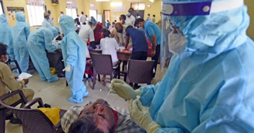 कोरोना देश में LIVE:दिल्ली के हेल्थ मिनिस्टर ने कहा- राजधानी में आई तीसरी लहर; कोविड वॉर रूम फिर से एक्टिव