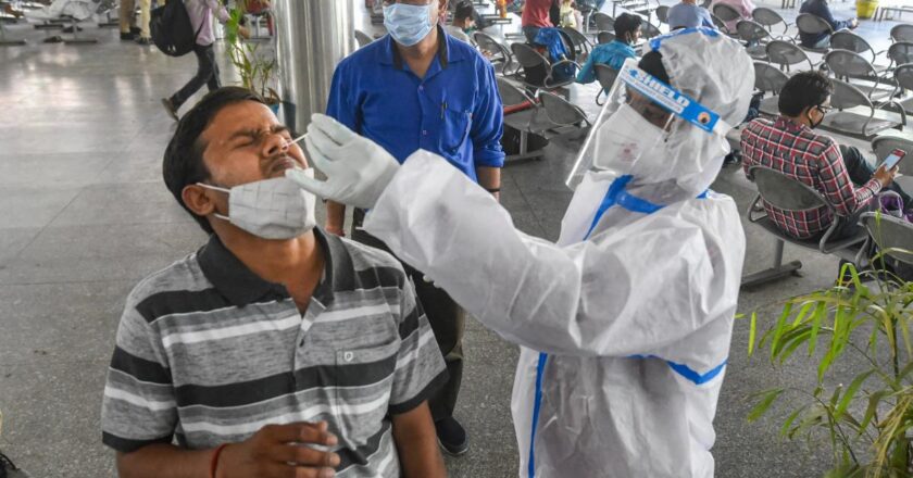 कोरोना देश में LIVE:पिछले 24 घंटे में 1.27 लाख नए केस 1,059 मौतें; दिल्ली में बिना मास्क अकेले कार ड्राइविंग पर चालान नहीं