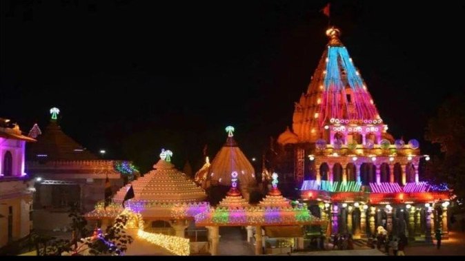 महाशिवरात्रि पर उज्जैन रचेगा इतिहास:21 लाख दीयों से जगमगाएगा शहर, गिनीज वर्ल्ड रिकॉर्ड बनाने की तैयारी; अयोध्या में जले थे 12 लाख दीप