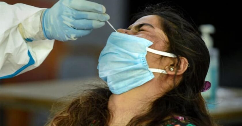 कोरोना अपडेट्स:देश में 69,544 नए केस, 1215 मौतें; फरवरी के शुरुआती 8 में से 6 दिन रोज 1000 जानें गईं