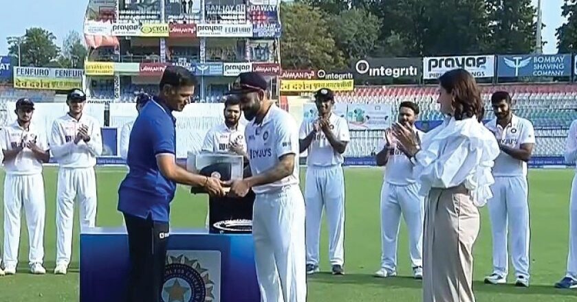 भारत vs श्रीलंका मोहाली टेस्ट LIVE:विहारी और कोहली ने भारतीय पारी को संभाला, स्कोर 2 विकेट के बाद 140 के पार