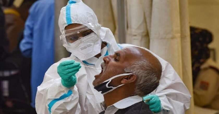 कोरोना अपडेट्स:देश में 6,396 नए केस सामने आए, महाराष्ट्र में वैक्सीनेटेड लोगों में से केवल 5% को ही ओमिक्रॉन के कारण भर्ती कराना पड़ा