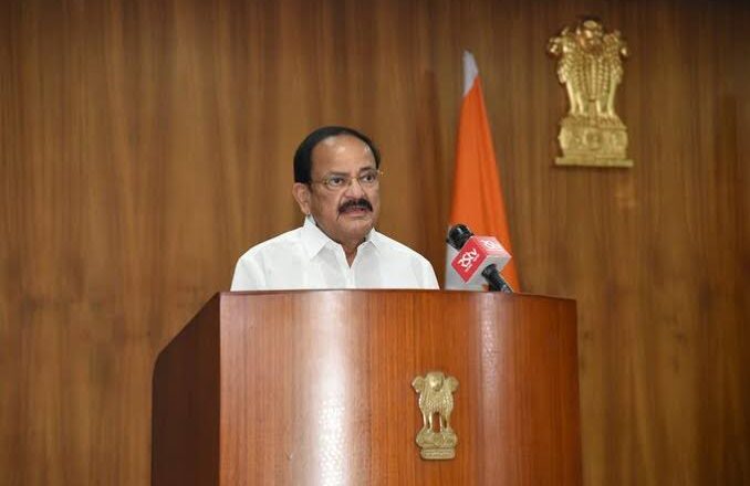 शिक्षा के क्षेत्र में भारत की गौरवशाली परंपरा को बहाल करने की जरूरत – उपराष्ट्रपति