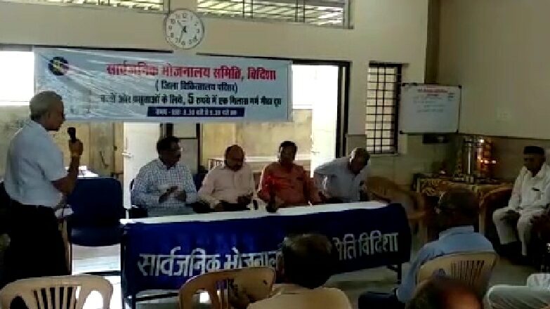 अब अस्पताल में मिलेगा 5 रूपए में दूध-सार्वजनिक भोजनालय सेवा समिति उपलब्ध कराएगी दूध