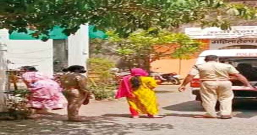 परिजन बोले- पहले एफआईआर दर्ज करो फिर उठाएंगे अर्थी, समझाइश के बाद माने
