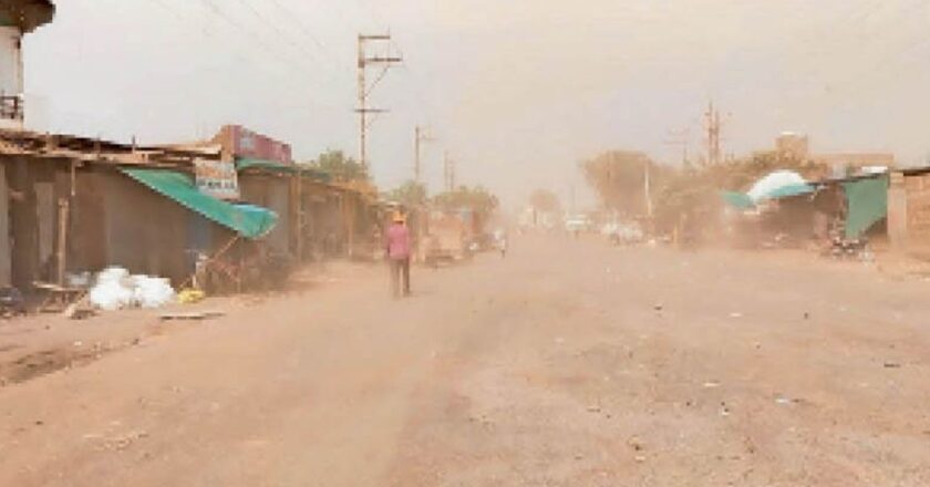 MP में तेज गर्मी के बीच अचानक धूल भरी आंधी के साथ हुई बारिश