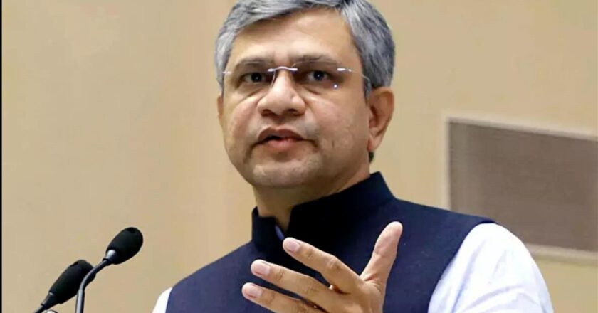 केंद्रीय मंत्री अश्विनी वैष्णव ने कहा मार्च 2023 तक भारत को मिलेगी 5G सर्विस