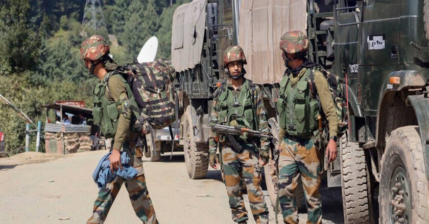 जम्मू-कश्मीर: कुपवाड़ा में एनकाउंटर, एक पाकिस्तानी सहित लश्कर के 2 आतंकी ढेर